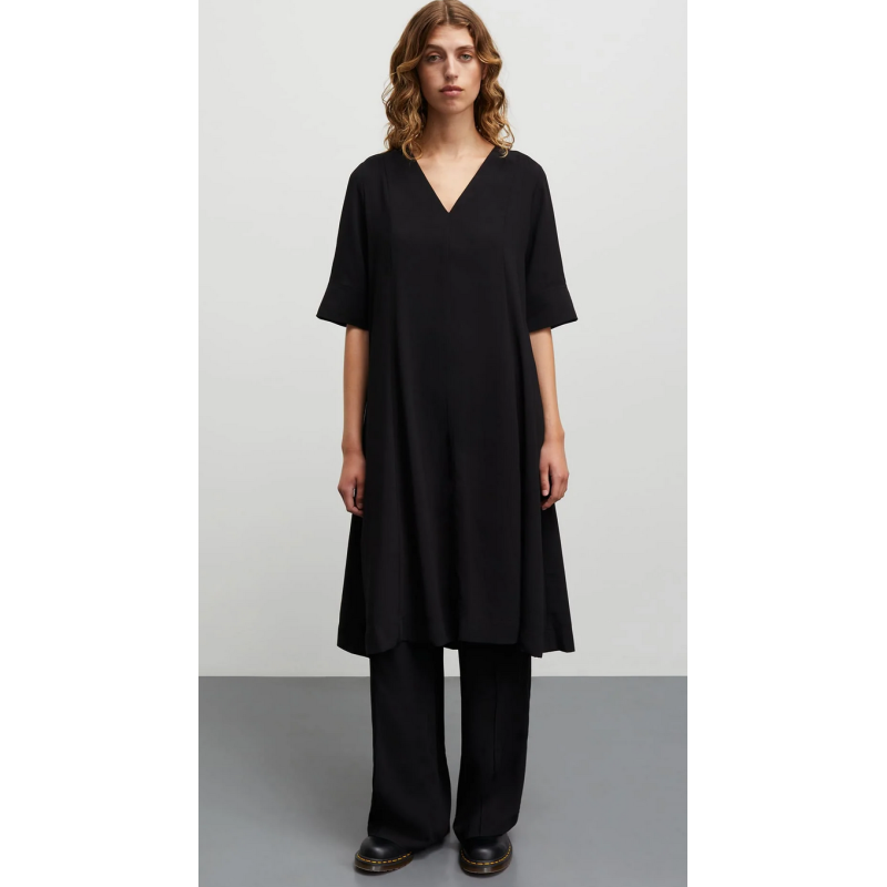 Mads Nørgaard Light Crepe Margot Dress 204535 001 Black