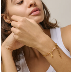 Enamel Charm Organic Clover C021G Goldplated