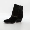 Duffy Short Boots  w. Studs 94-26932 Black