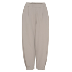 Marta Du Château Zelia...