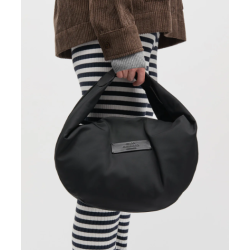 Mads Nørgaard Tian Morrigan...