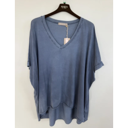 Marta Du Château Eliska Tee...