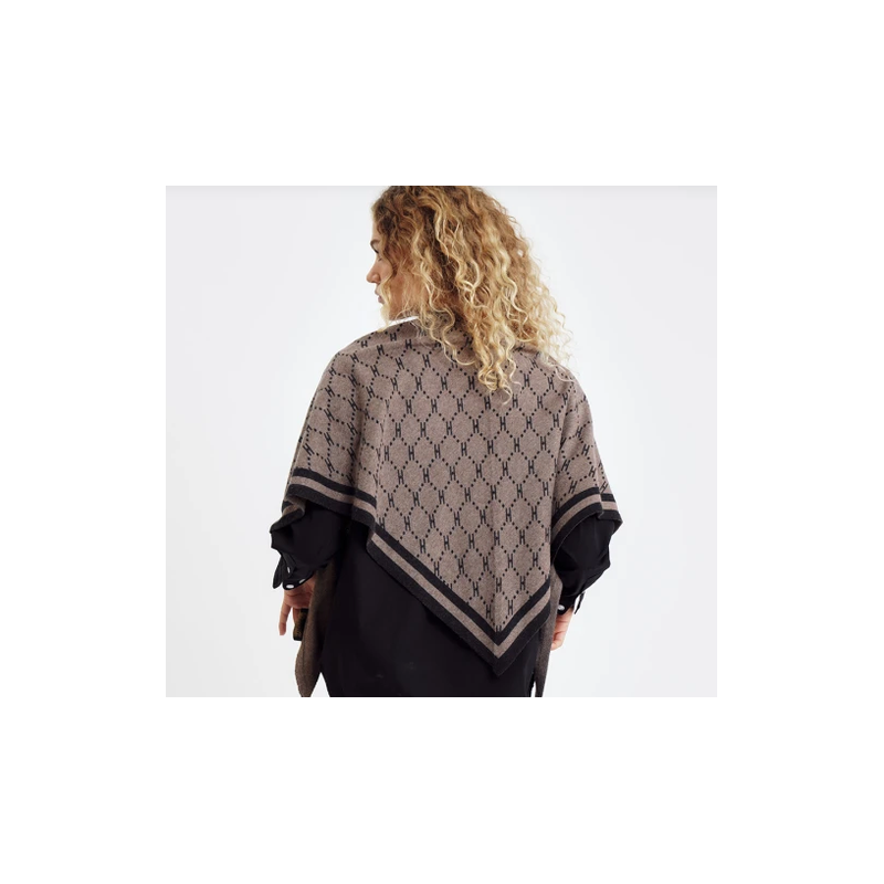 HYPEtheDETAIL Logo Triangle Scarf Sand