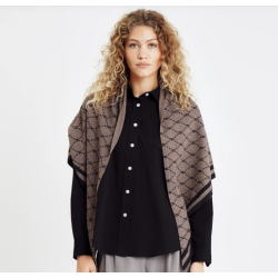 HYPEtheDETAIL Logo Triangle Scarf Sand